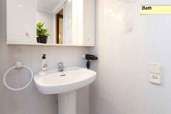 Apartamento Joel Barcelona Exterior photo